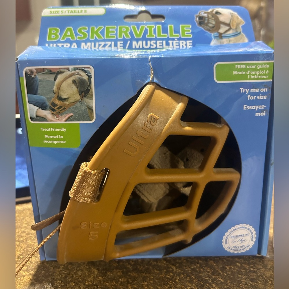 Dog muzzle size 5 it fits adult German shepherd I believe it’s a large